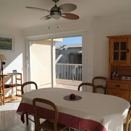 - Bel 4 étoiles Avec Terrasse Vue Saint Clair - Plein Centre - Garage *